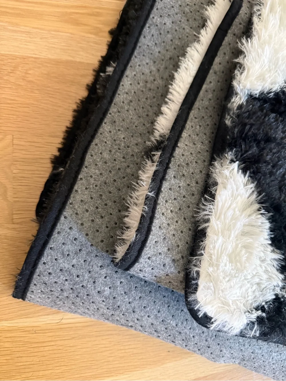 Plush Black and White Diamond Shag Area Rug - Home Accents